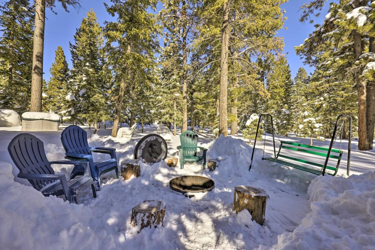 Rustic Duck Creek Village Cabin With Fire Pit! 외부 사진