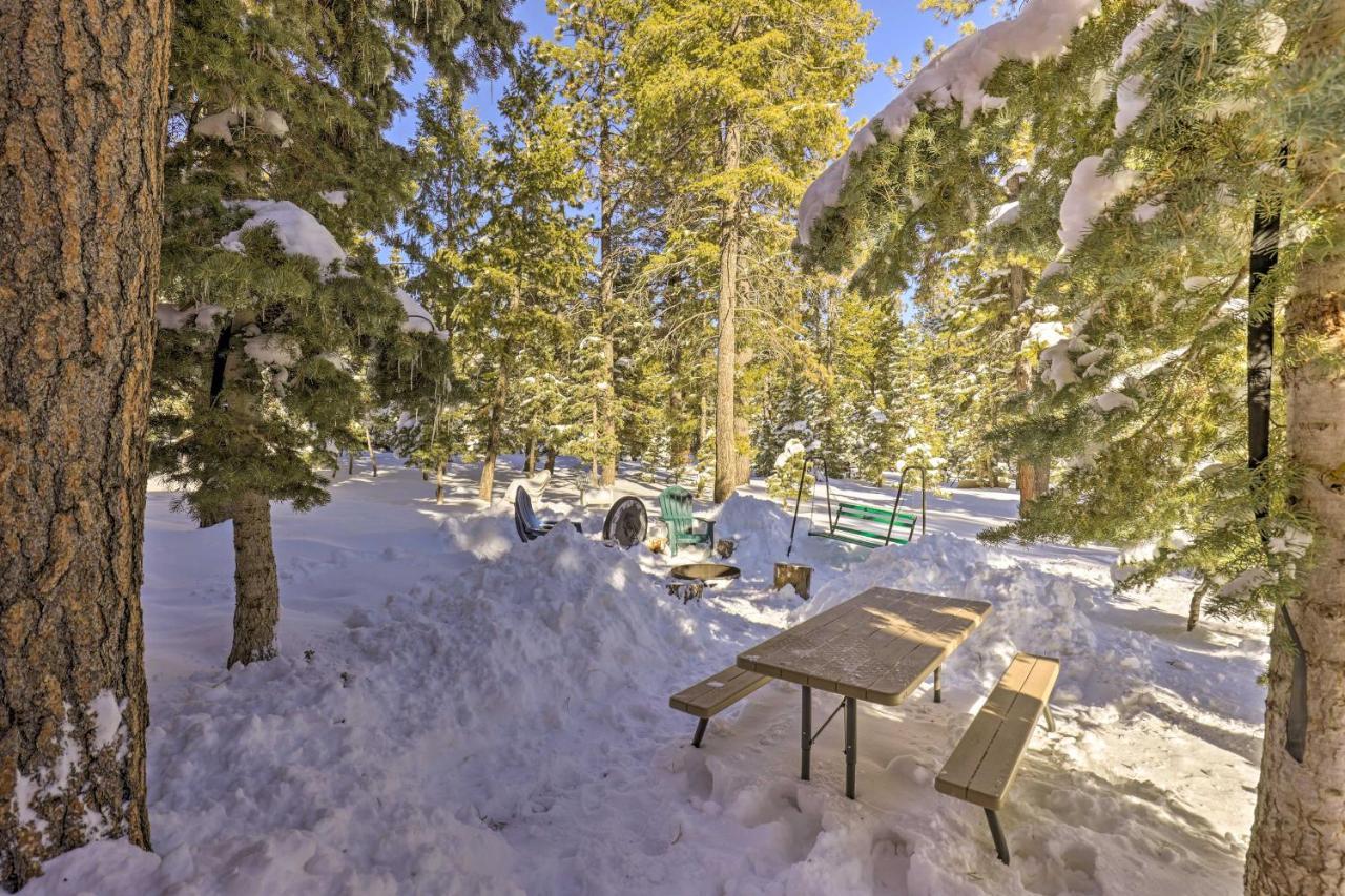 Rustic Duck Creek Village Cabin With Fire Pit! 외부 사진