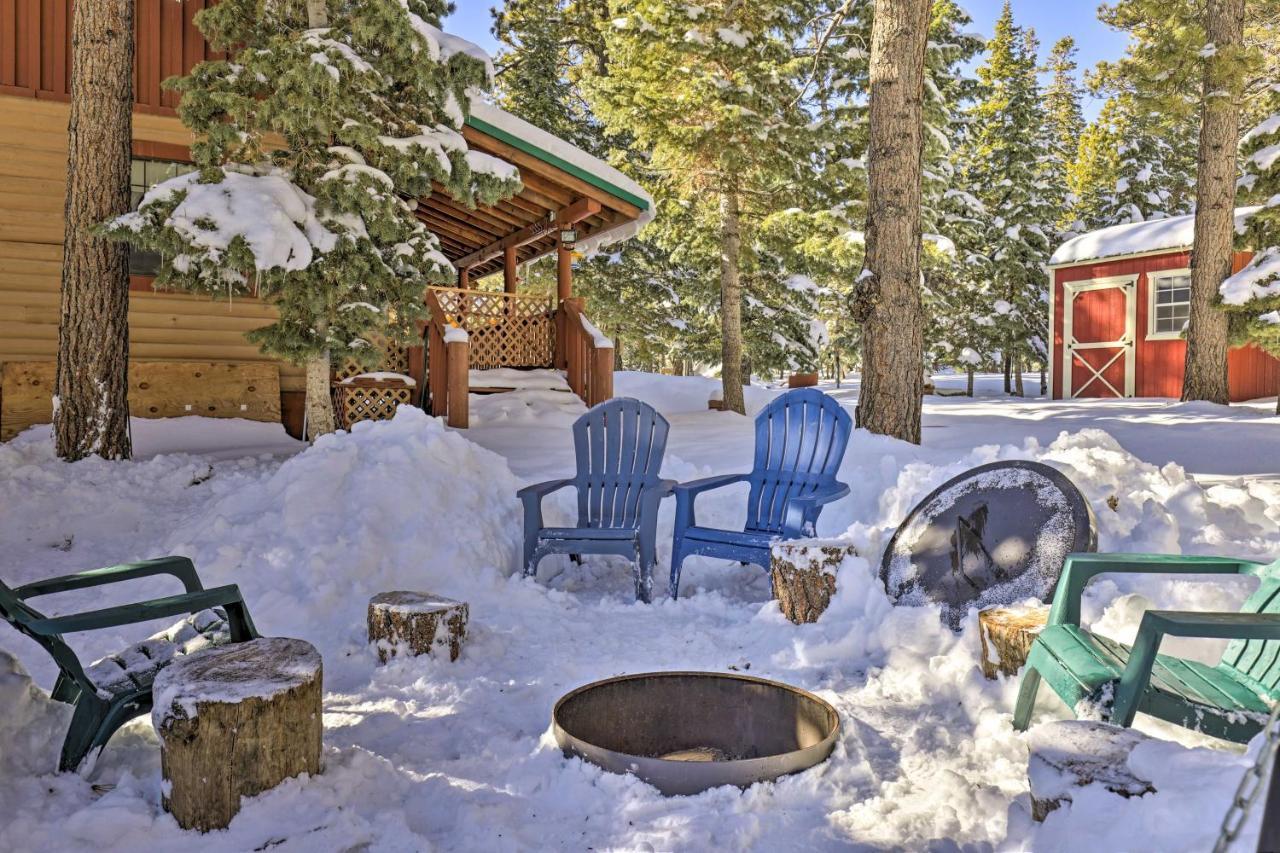 Rustic Duck Creek Village Cabin With Fire Pit! 외부 사진